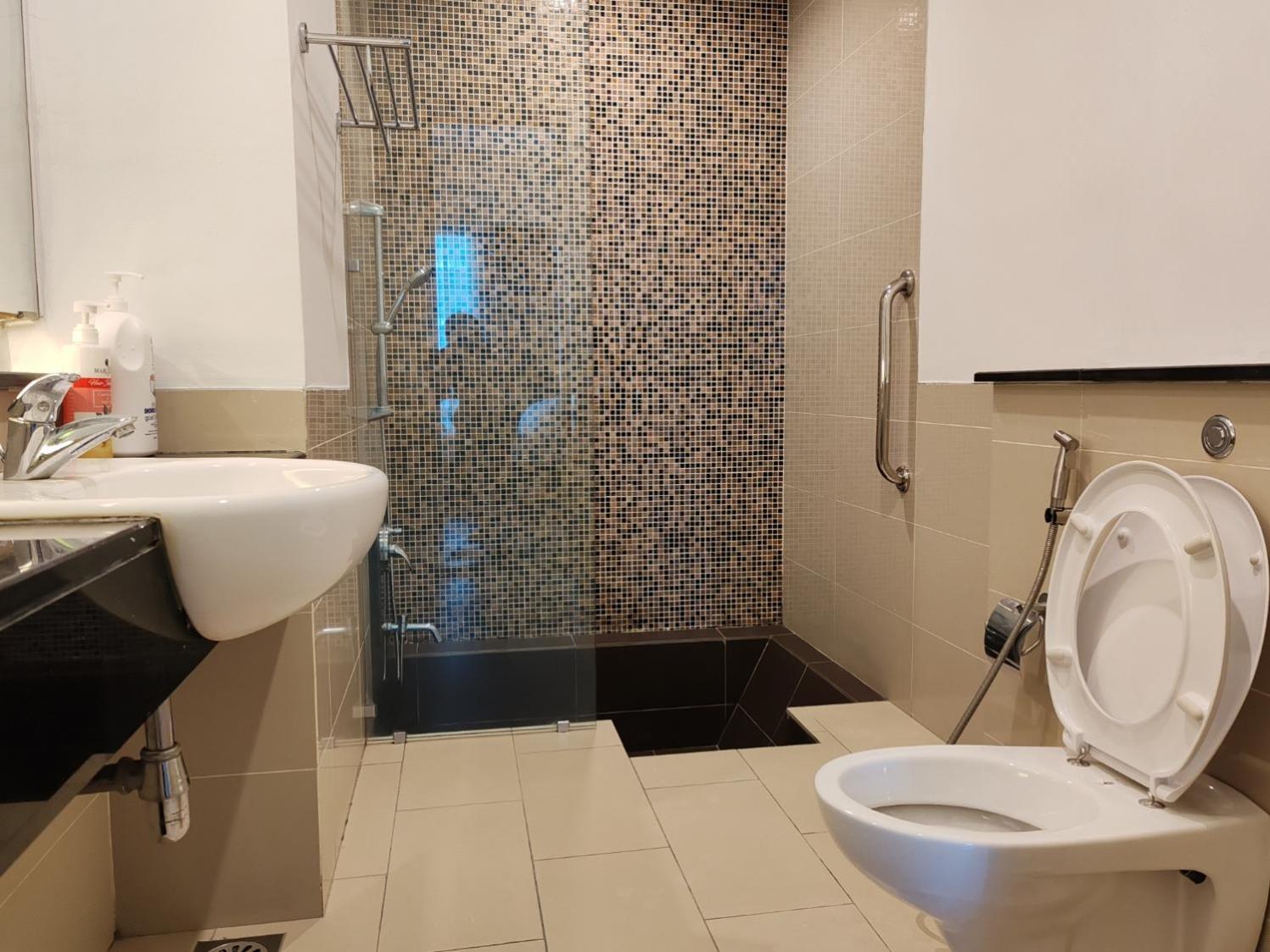 Swiss Garden By The Boston House - No Other Fee Apartment